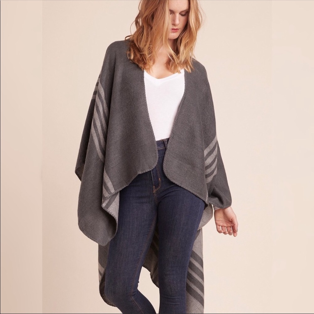 BB Dakota Charcoal Poncho